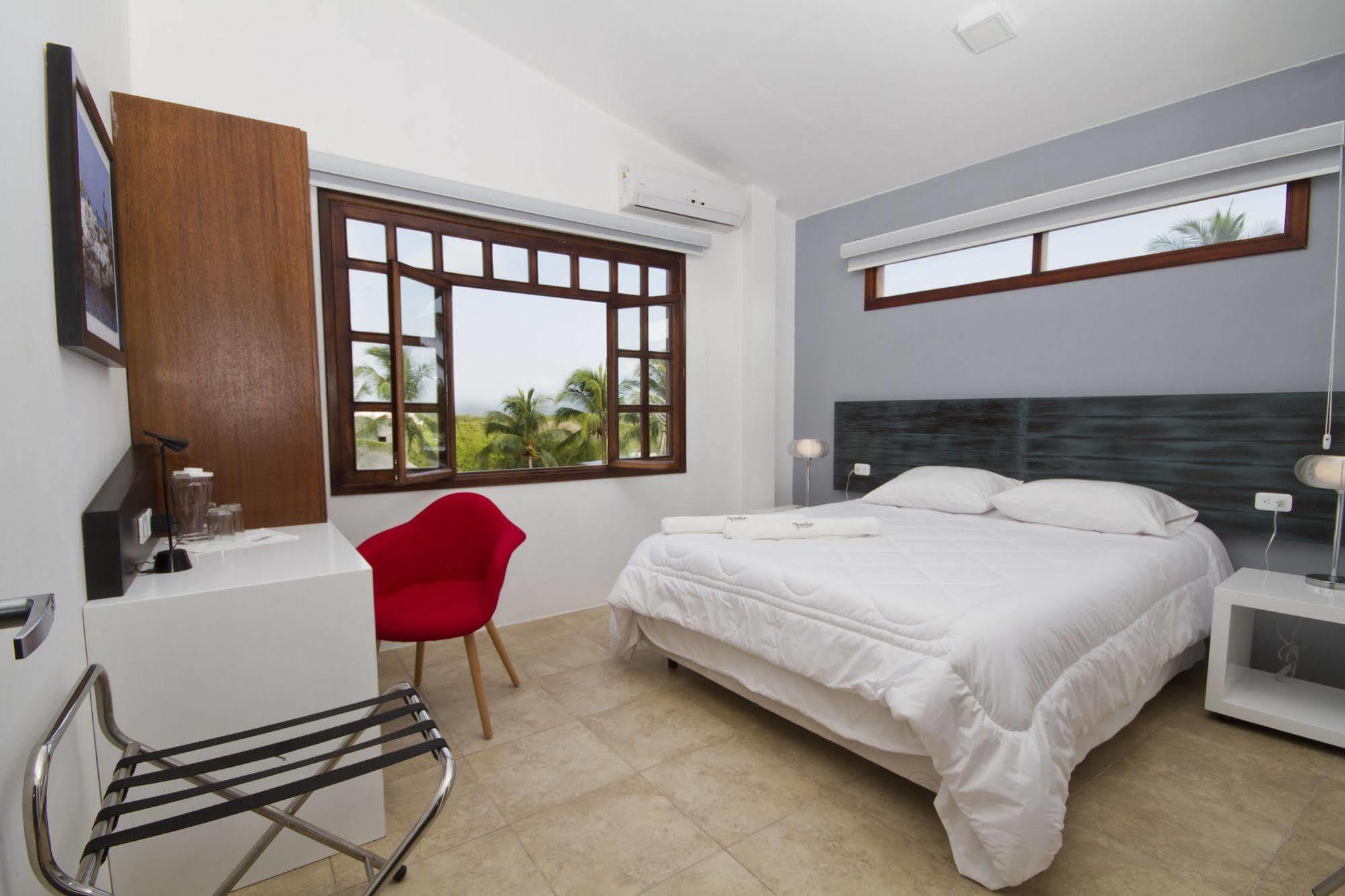 Hotel Volcano Puerto Villamil Extérieur photo