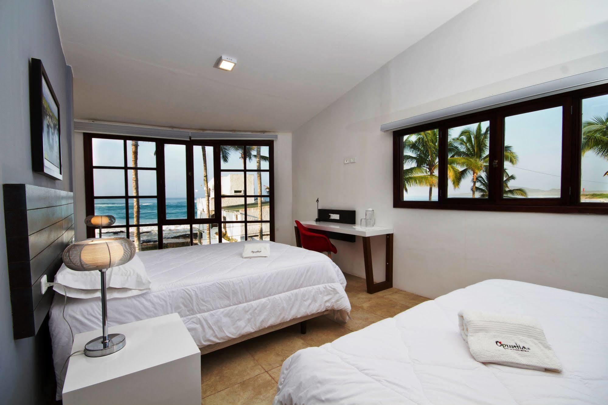 Hotel Volcano Puerto Villamil Extérieur photo